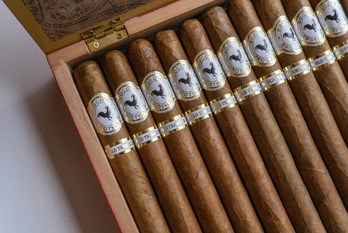 World Traveler Connecticut premium cigars by Bocock Brothers